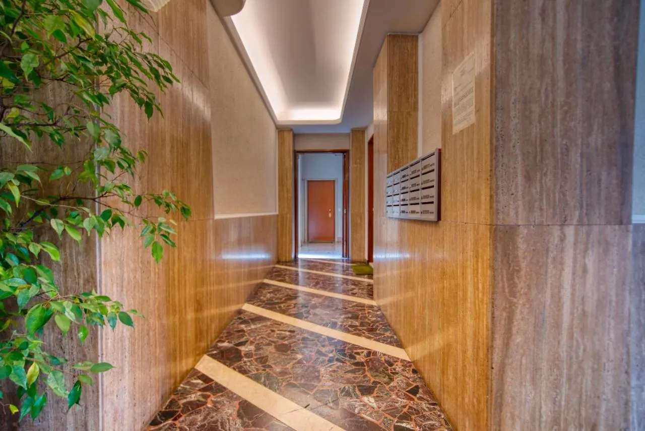 Caseospitali - Casa Janas, Elegante Trilocale Per 5 In Zona Centrale Milan 0*,