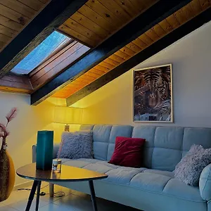 Hosting Dreams Attics - Duomo Apartment