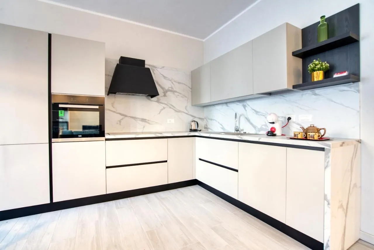 Apartment Caseospitali - Casa Janas, Elegante Trilocale Per 5 In Zona Centrale Milan